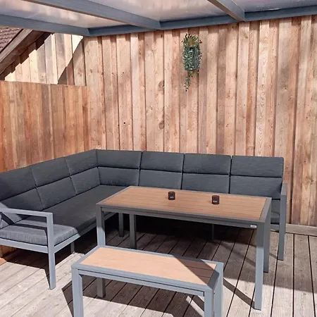 Wasser Mit Sauna *