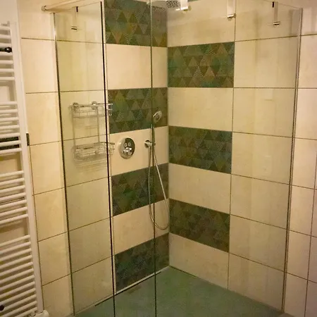Wasser Mit Sauna *