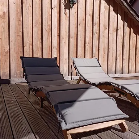 Wasser Mit Sauna شقة